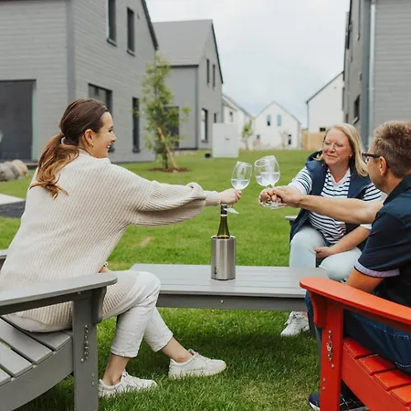 Ferienhaus Neu Rügen Resørt Großzügige, Gemütliche Doppelhaushälfte Helge Mit Terrasse Sagard